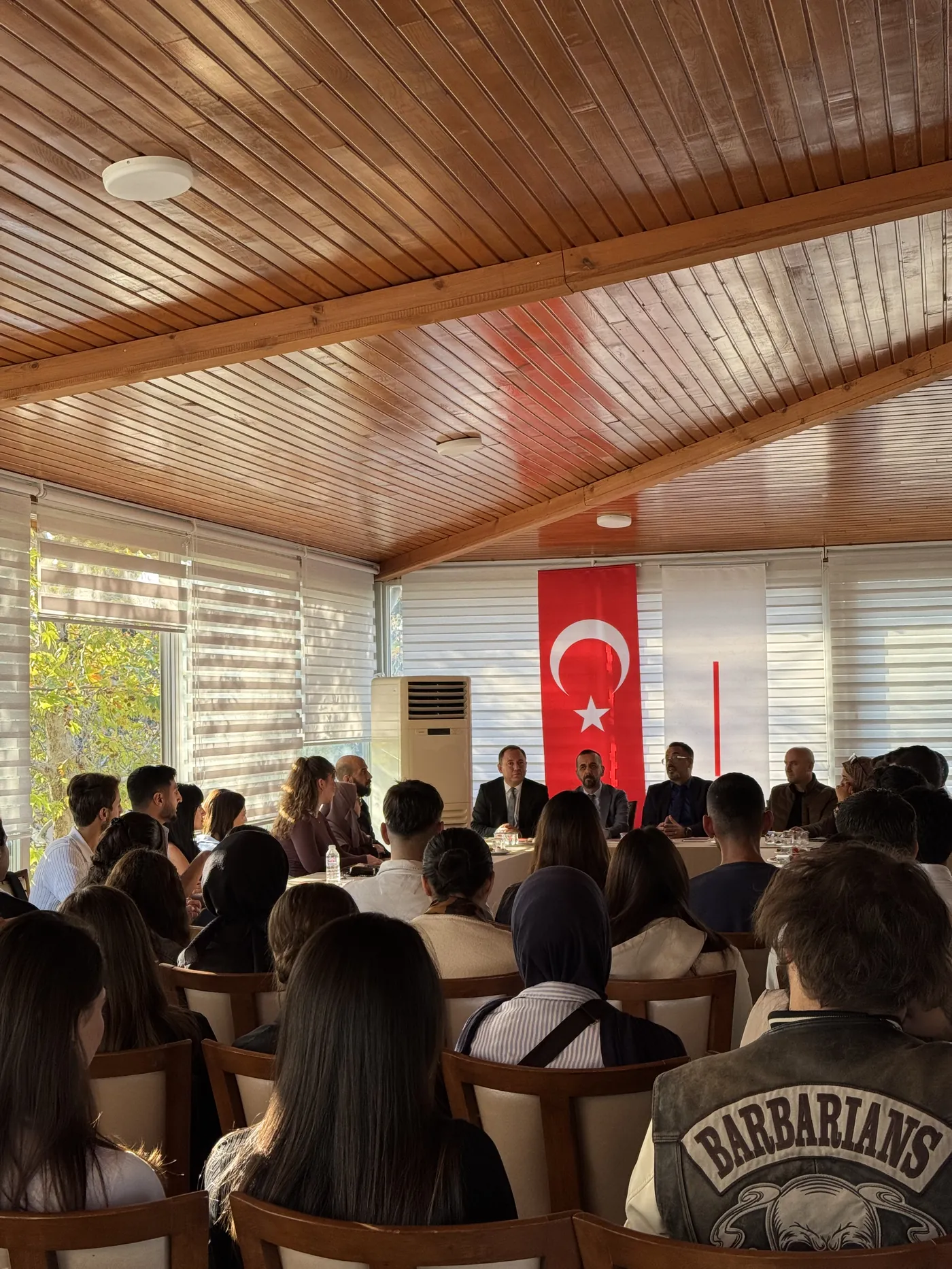 Öğrenci Kulüpleri ile Değerlendirme ve Planlama Toplantısı Gerçekleştirildi görseli