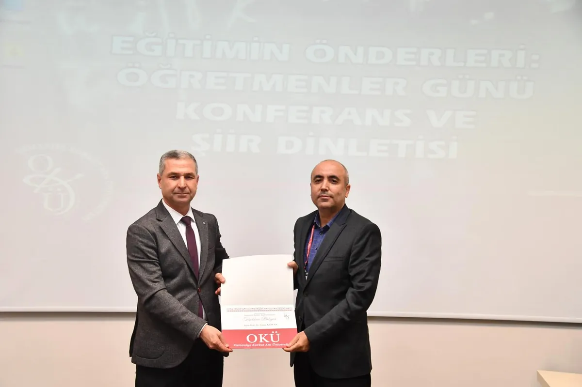 Öğretmenler Günü Konferansı ve Şiir Dinletisi etkinliğinden bir kare