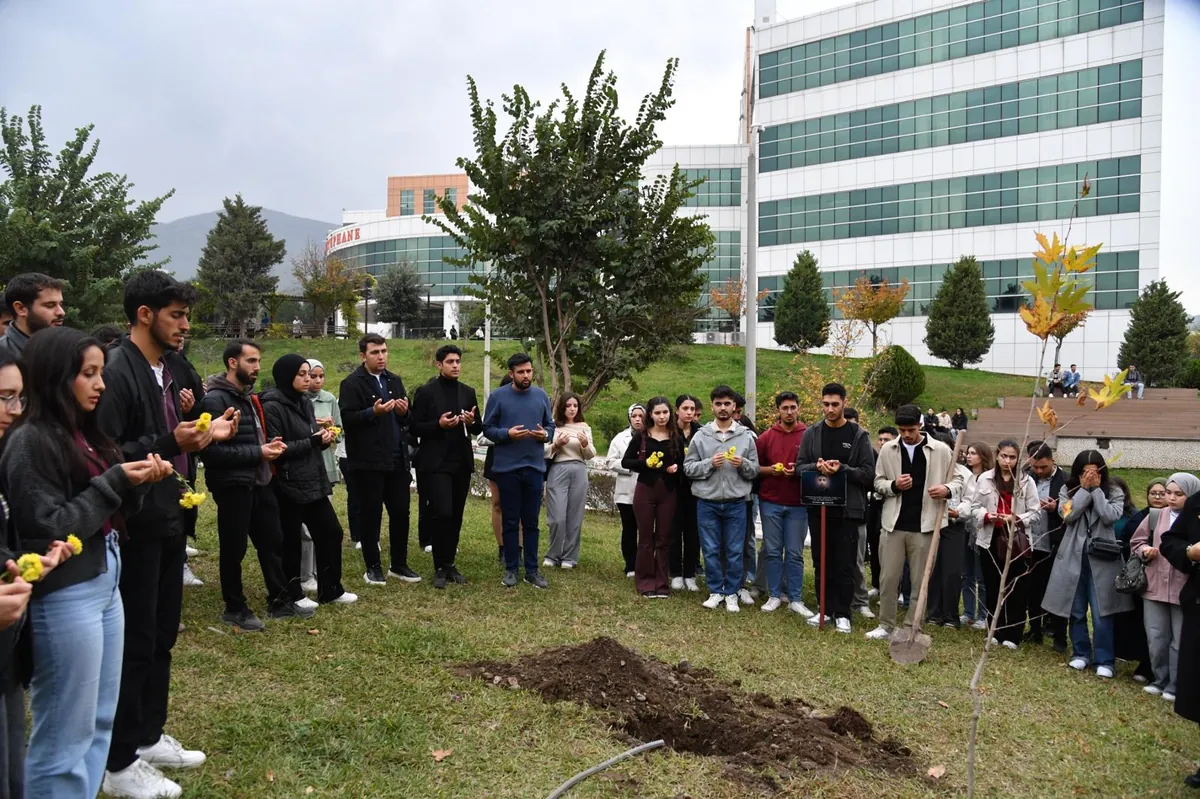 Kasım Bulgan Anısına Fidan Dikimi etkinliğinden bir kare