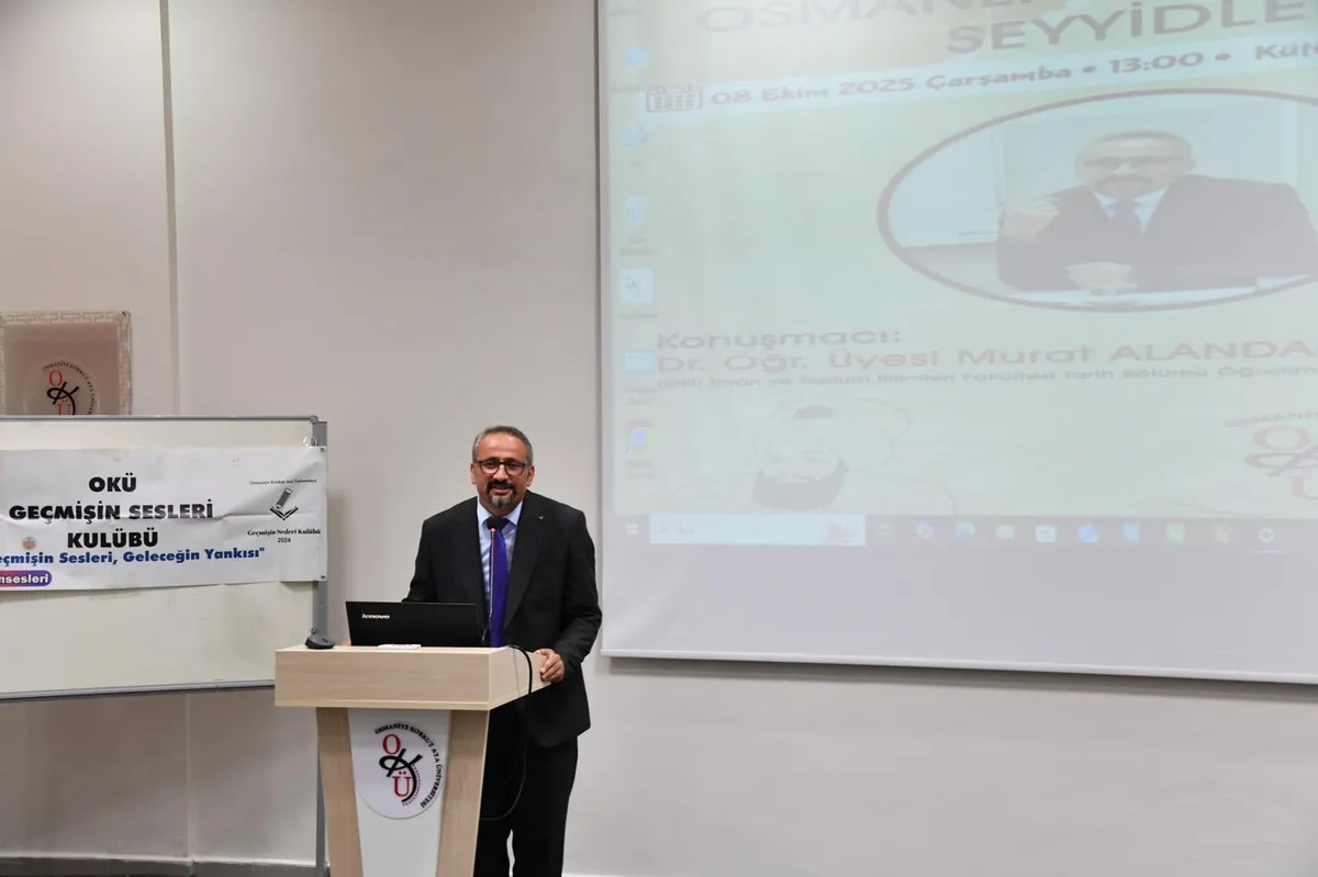 “16. ve 17. Yüzyılda Osmanlı Kayıtlarında Seyyidler” Konferansı etkinliğinden bir kare